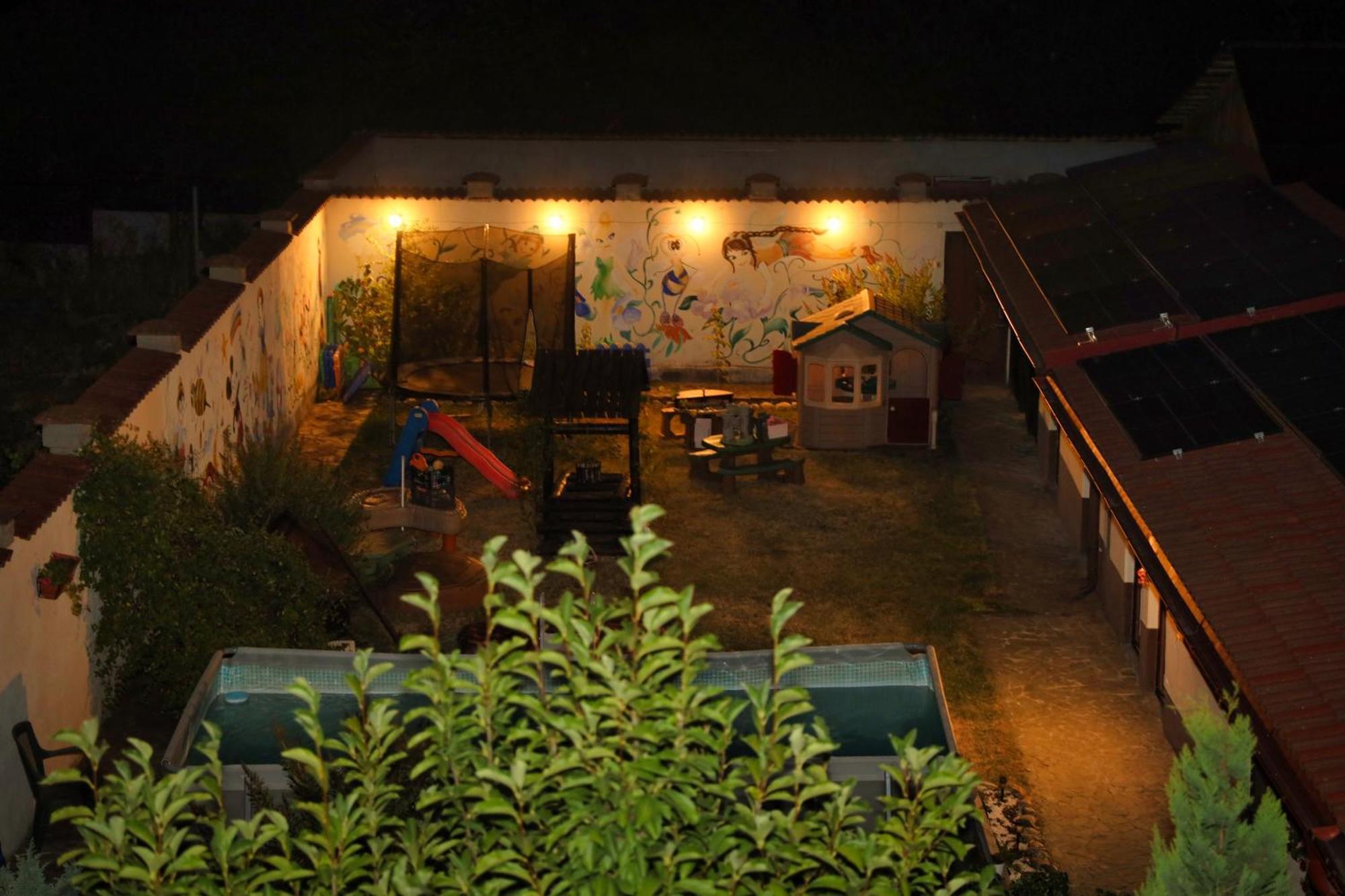 Pensiunea Giovani Târgu Jiu Extérieur photo