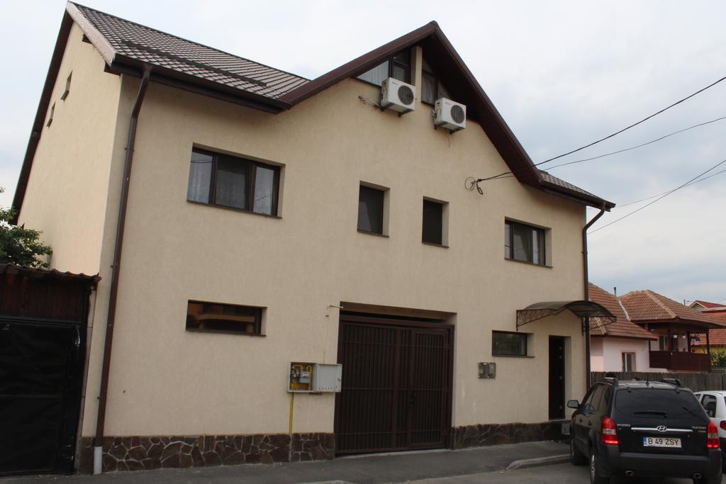 Pensiunea Giovani Târgu Jiu Extérieur photo